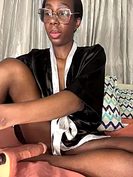 AmyRoss 1 online show from 4, 10, 2025