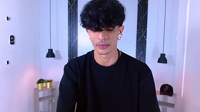 Franvill Trato online show from 2, 10, 2025