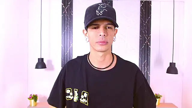 Franvill Trato online show from 24, 9, 2025