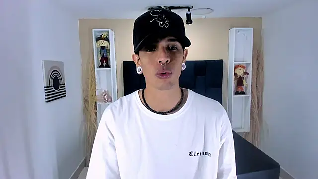 Franvill Trato online show from 10, 10, 2025