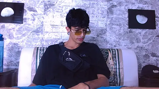 Snapshot of Franvill_Trato chatting on 28, 2, 2026 Franvill Trato online show from 28, 2, 2026