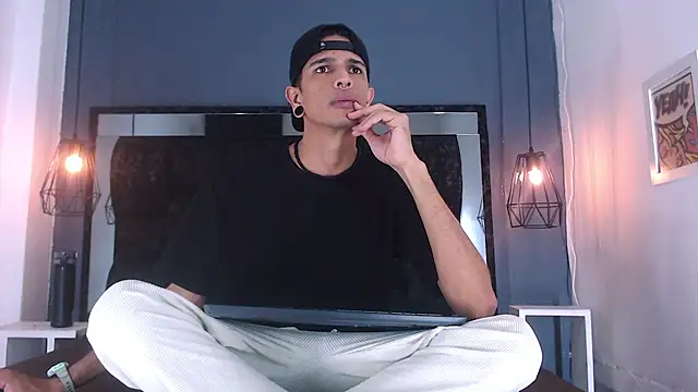 Franvill Trato online show from 8, 10, 2025