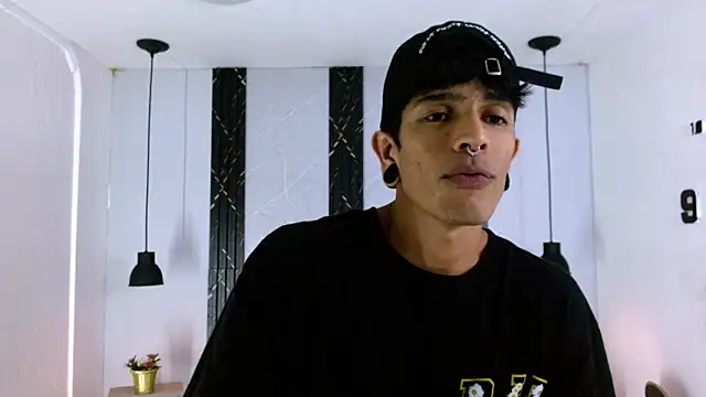 Snapshot of Franvill_Trato chatting on 25, 2, 2026 Franvill Trato online show from 25, 2, 2026