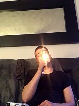 Snapshot of jaycoy22 chatting on 11, 2, 2026 jaycoy22 online show from 11, 2, 2026