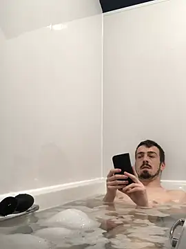 Snapshot of jaycoy22 chatting on 18, 1, 2026 jaycoy22 online show from 18, 1, 2026