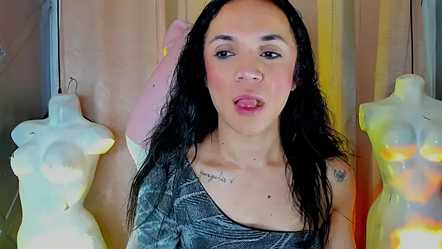 Cristal Gem1 online show from 4, 6, 2026