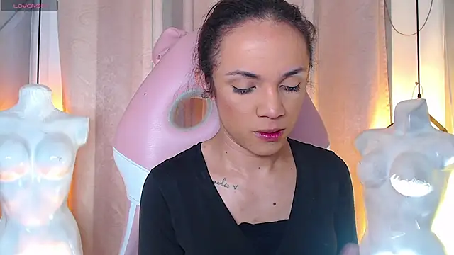 Cristal Gem1 online show from 15, 4, 2026