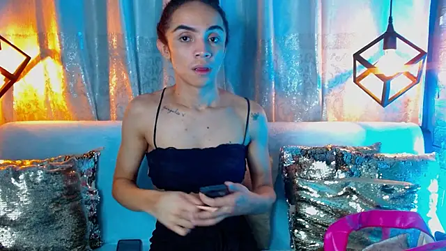 Cristal Gem1 online show from 1, 3, 2026