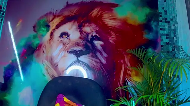 Cristal Gem1 online show from 12, 9, 2025