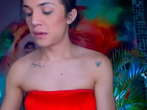 Cristal Gem1 online show from 4, 10, 2025