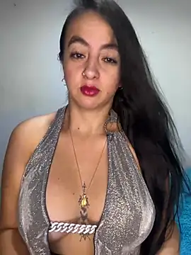 Snapshot of salo-rousee chatting on 5, 7, 2026 salo-rousee online show from 5, 7, 2026