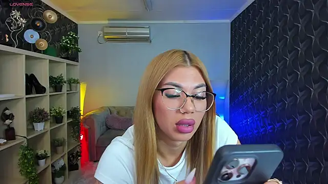 xPuka online show from 20, 9, 2025