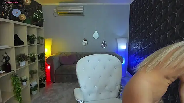 xPuka online show from 28, 9, 2025