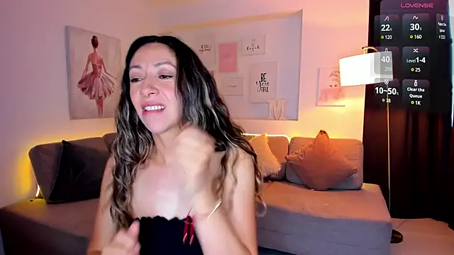 Laly dolce online show from 10, 10, 2025