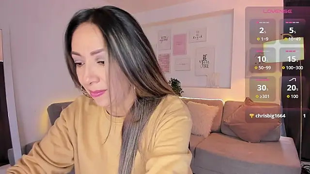 Laly dolce online show from 1, 10, 2025