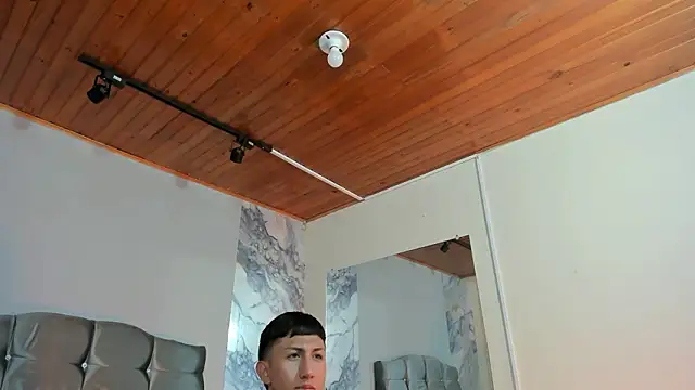 Snapshot of oliver_mr_ chatting on 3, 2, 2026 oliver mr online show from 3, 2, 2026