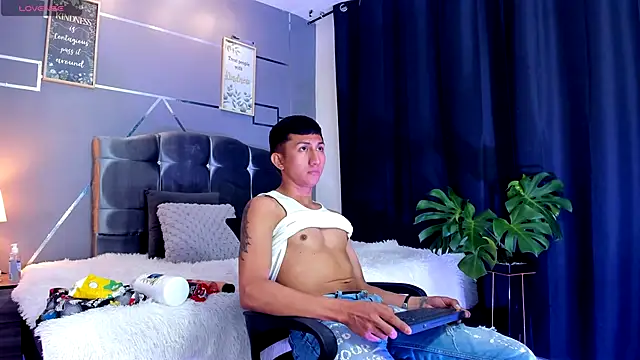 oliver mr  online show from 1, 10, 2025