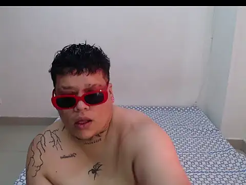 Yulian bigclit7 online show from 18, 12, 2025