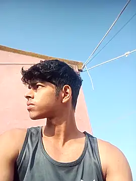 monster 33 online show from 11, 11, 2025