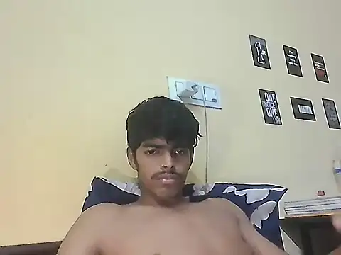 Snapshot of monster_33 chatting on 10, 6, 2026 monster 33 online show from 10, 6, 2026