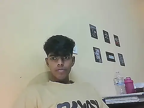 Snapshot of monster_33 chatting on 22, 6, 2026 monster 33 online show from 22, 6, 2026