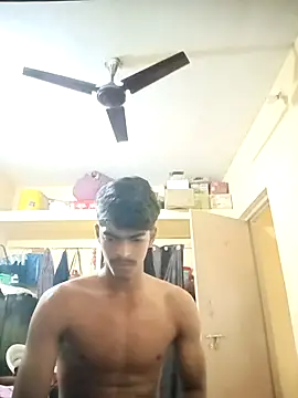 monster 33 online show from 4, 10, 2025