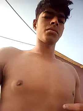 monster 33 online show from 22, 10, 2025