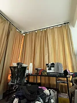 ditzycryztal online show from 30, 6, 2026
