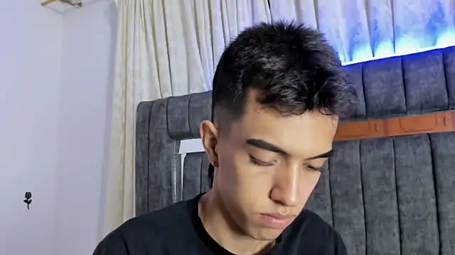 dylan 202520  online show from 25, 9, 2025