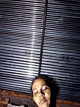 Snapshot of Pooja750 chatting on 28, 4, 2026 Pooja750 online show from 28, 4, 2026