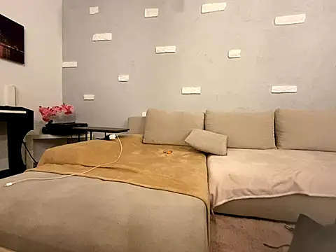 Big Boob Gang online show from 9, 10, 2025