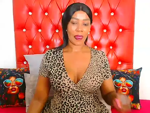 GaggingQueen32 online show from 12, 9, 2025