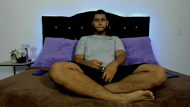 Snapshot of chatting on 9, 3, 2026 online show from 9, 3, 2026