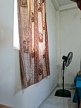 BeautyGirl sara online show from 18, 4, 2026