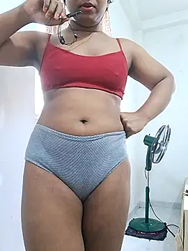 Snapshot of BeautyGirl_sara chatting on 2, 5, 2026 BeautyGirl sara online show from 2, 5, 2026