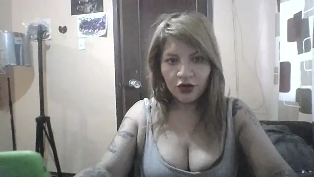 Isisflame online show from 17, 12, 2025