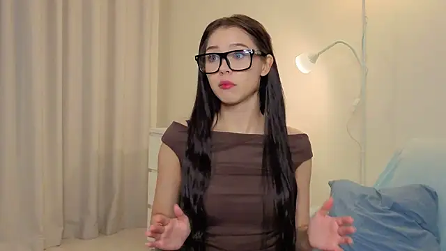 slyshypie online show from 6, 10, 2025