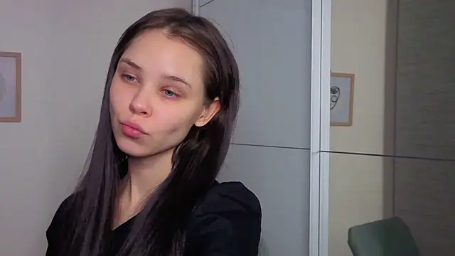 slyshypie online show from 1, 12, 2025