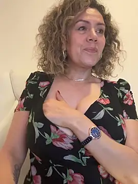 Paty chic online show from 14, 10, 2025