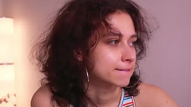 MimiLicks online show from 3, 12, 2025