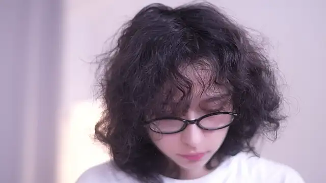 MimiLicks online show from 27, 10, 2025