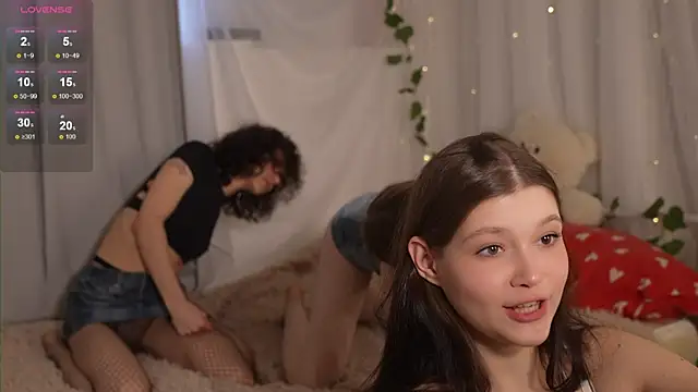 MimiLicks online show from 28, 11, 2025