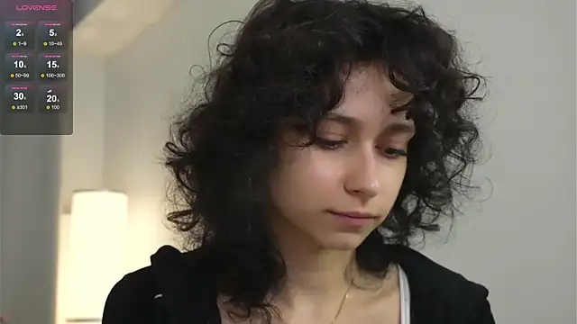 MimiLicks online show from 4, 11, 2025