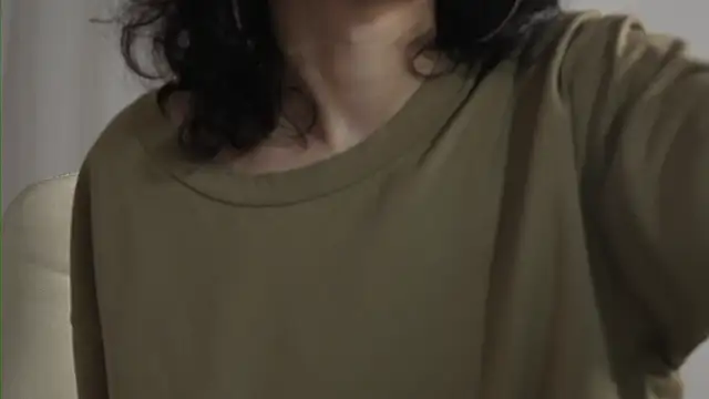 MimiLicks online show from 8, 11, 2025