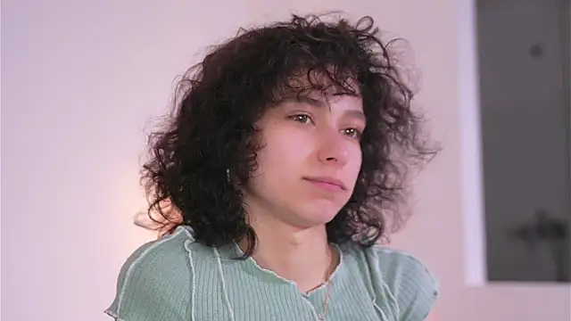 MimiLicks online show from 6, 11, 2025