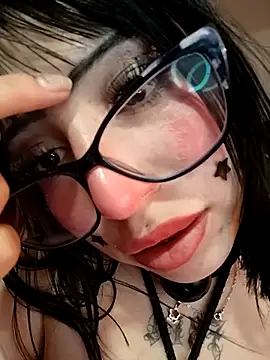 Kitty Melodi online show from 13, 10, 2025