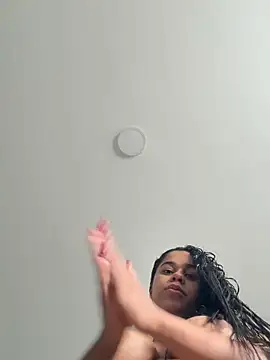 danna ross25 online show from 2, 4, 2026