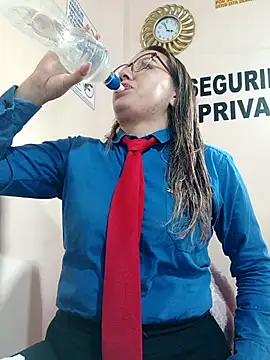 Hannah-colx online show from 12, 4, 2026