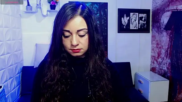 Eva Roussell online show from 3, 10, 2025