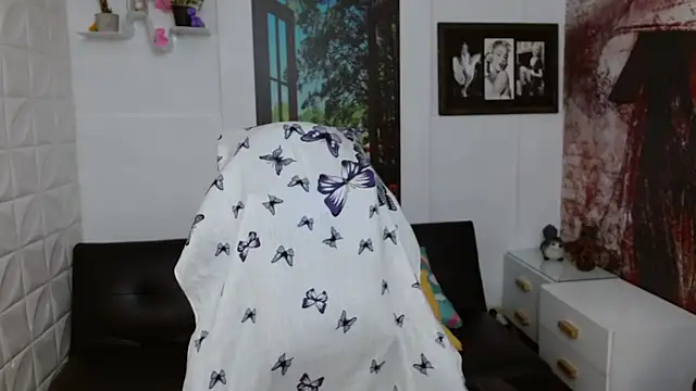 Eva Roussell online show from 12, 2, 2026